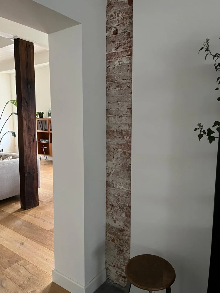 Originele muur met stucwerk in Eexterveen door JPB Stukadoors